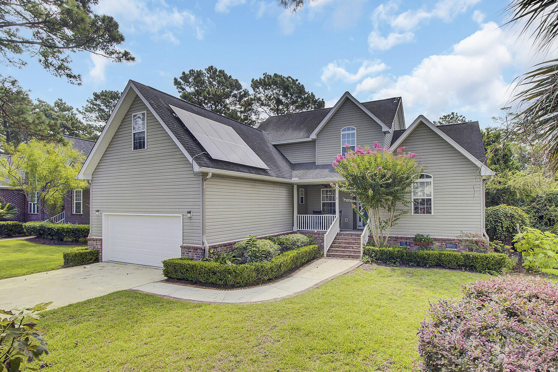 71 Oyster Point Row Charleston, SC 29412 - Photo 1 of 47 04_4_mls