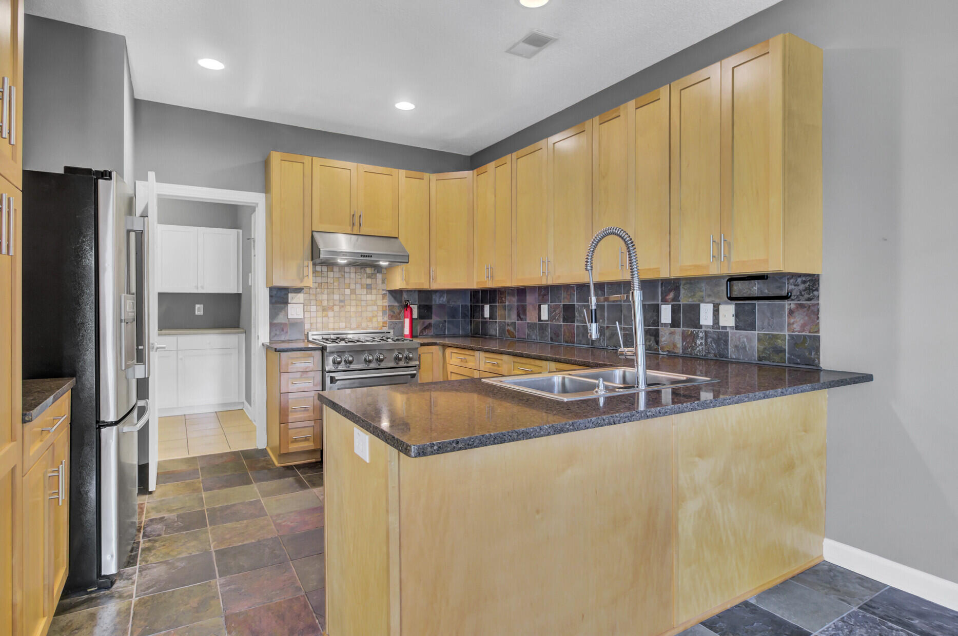 71 Oyster Point Row Charleston, SC 29412 - Photo 14 of 47 61_15 (1)_mls