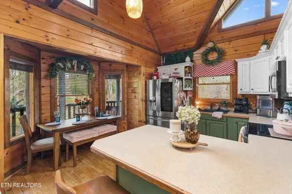 $499,900 | 532 Turtle Dove Trail, Dandridge, TN 37725
