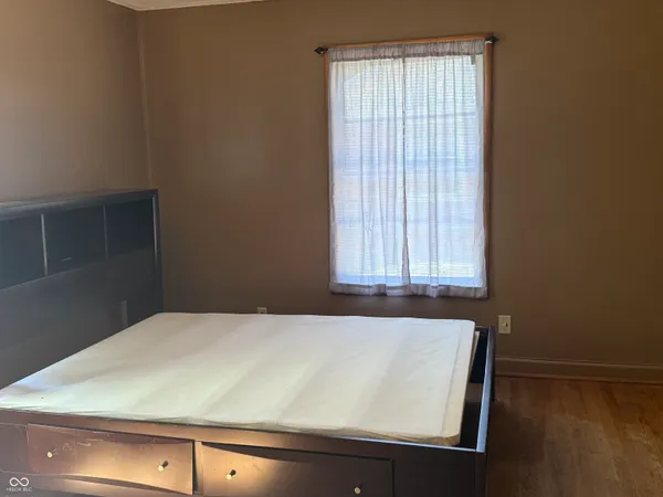 $200,900 | 1103 Fairfield Drive, Shelbyville, IN 46176