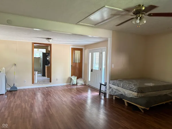 $200,900 | 1103 Fairfield Drive, Shelbyville, IN 46176