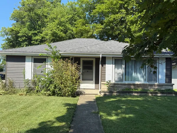 $200,900 | 1103 Fairfield Drive, Shelbyville, IN 46176