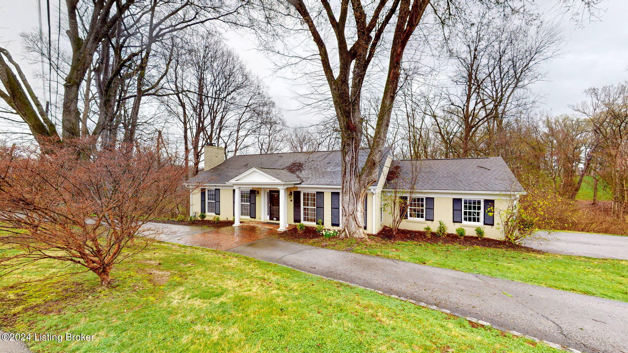 28 Southwind Road Louisville, KY 40207 - Photo 3 of 49 1-web-or-mls-28 Southwind Rd Louisville