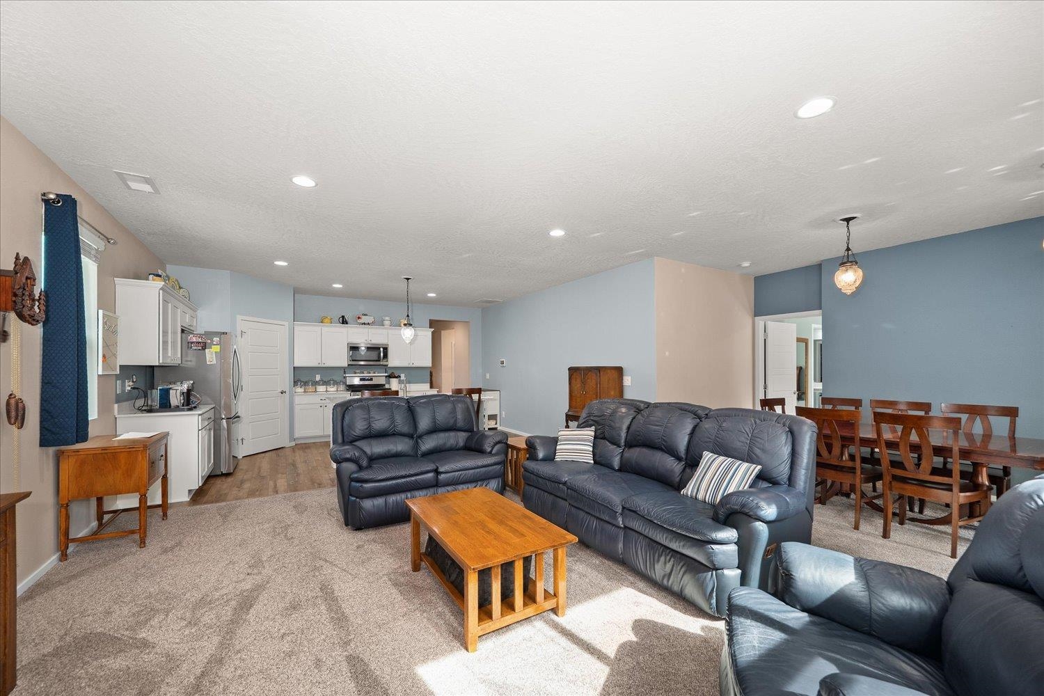 1208 East Silver Pine Road Colbert, WA 99005 - Photo 10 of 49