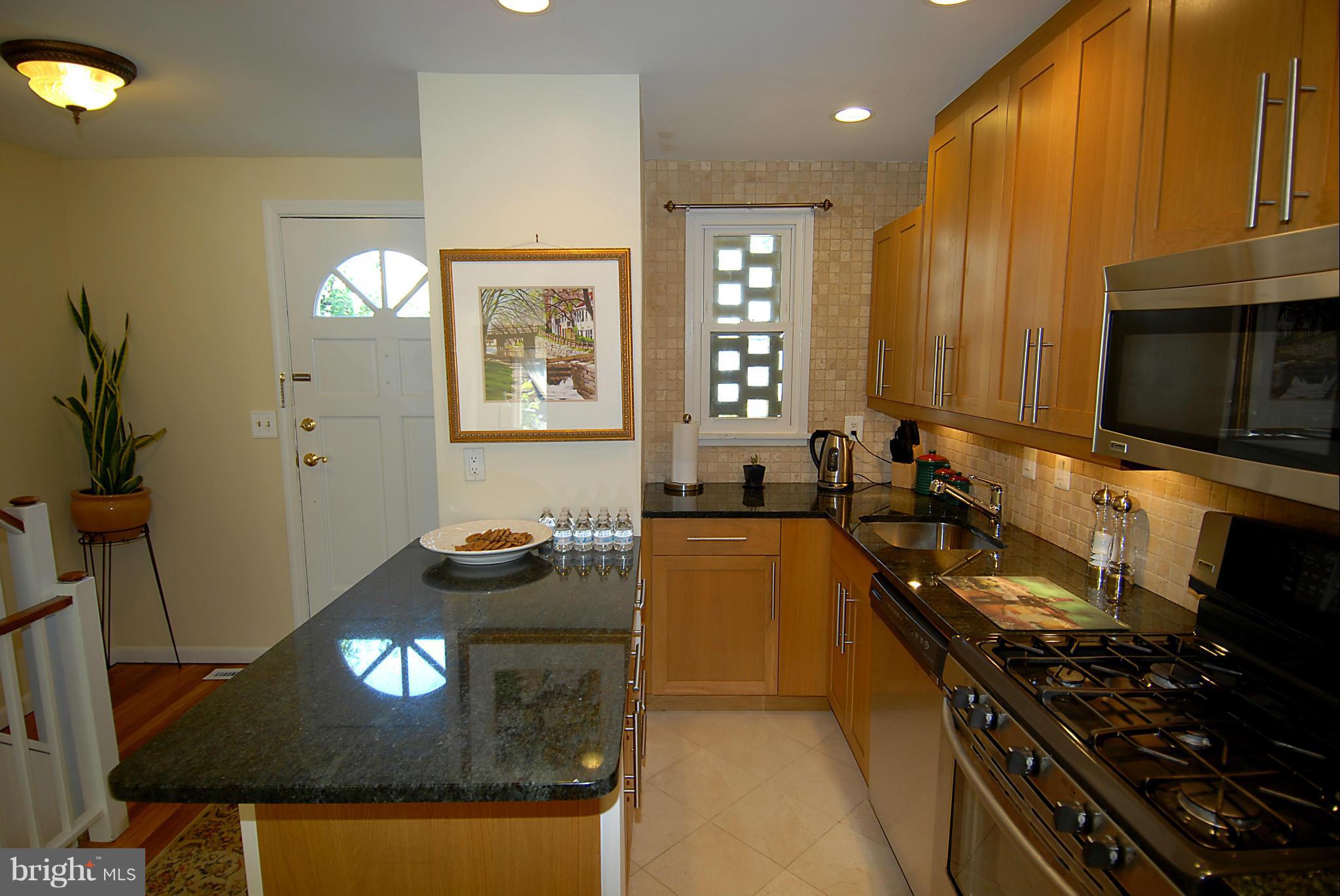 265 G Street Southwest, Unit 106 Washington, DC 20024 - Photo 11 of 30 Kitchen