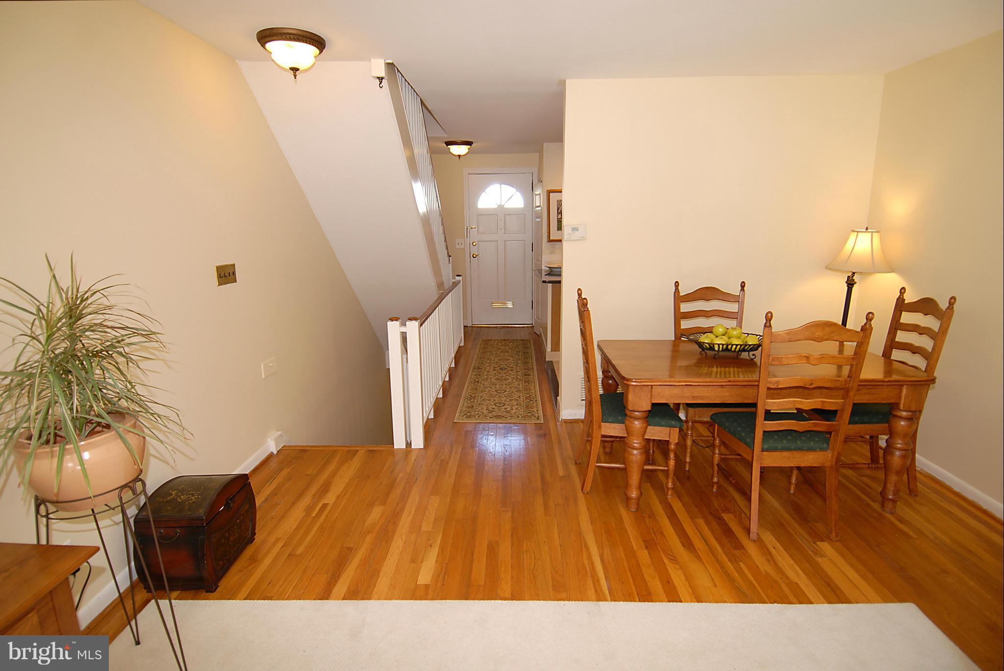 265 G Street Southwest, Unit 106 Washington, DC 20024 - Photo 4 of 30 Dining Room