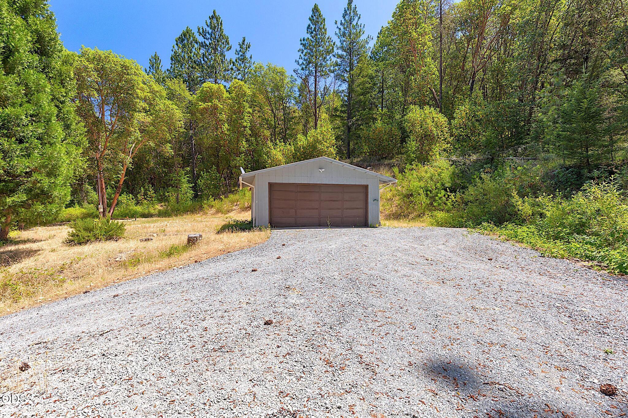 11230 Lower River Road Grants Pass, OR 97526 - Photo 16 of 29