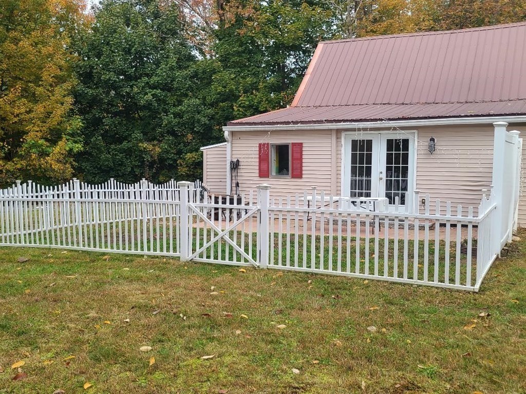 26 Fitchburg Road Ashburnham, MA 01430 - Photo 13 of 18