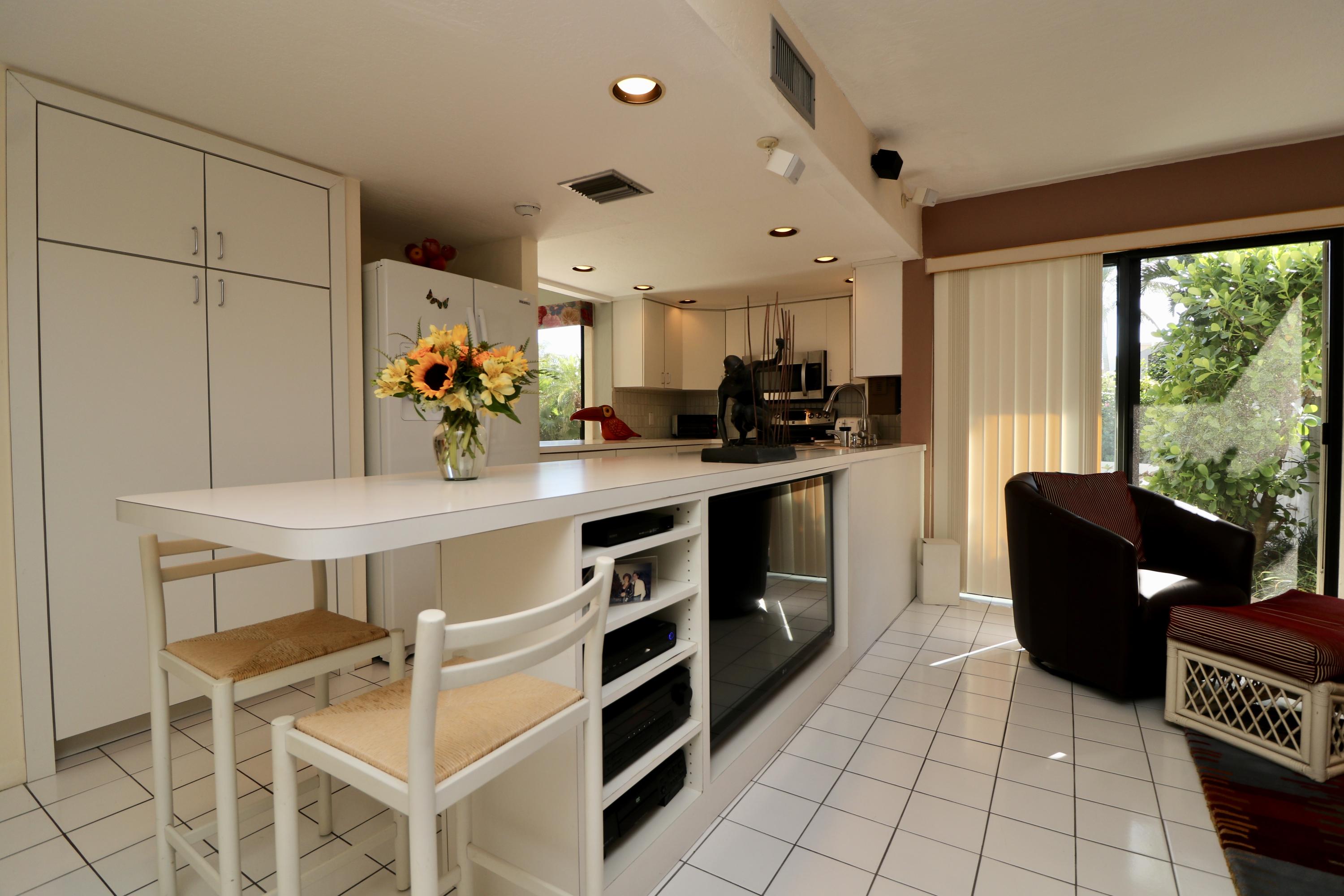 105 Albacore Lane Jupiter, FL 33477 - Photo 17 of 58 Kitchen