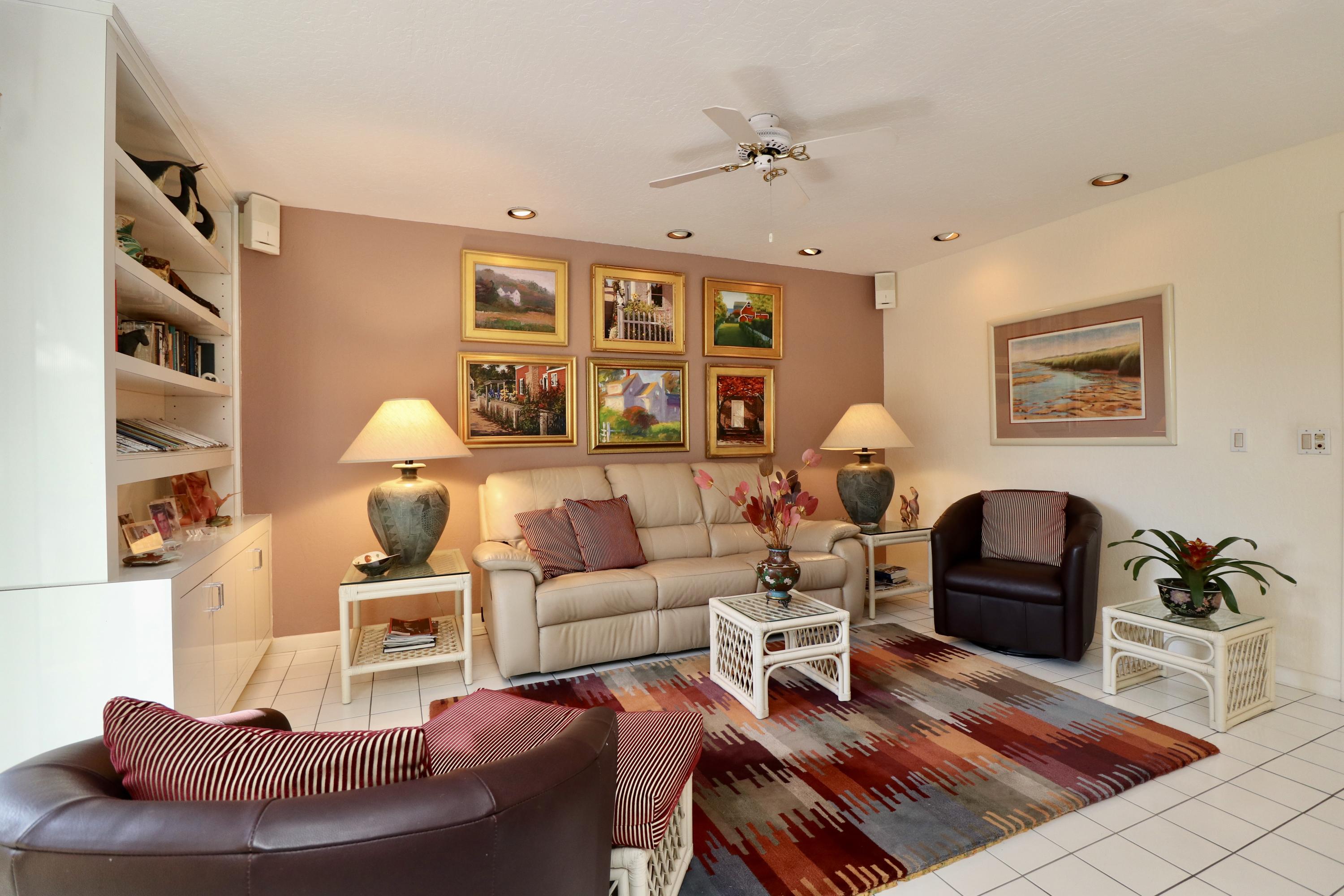 105 Albacore Lane Jupiter, FL 33477 - Photo 23 of 58 Family Room