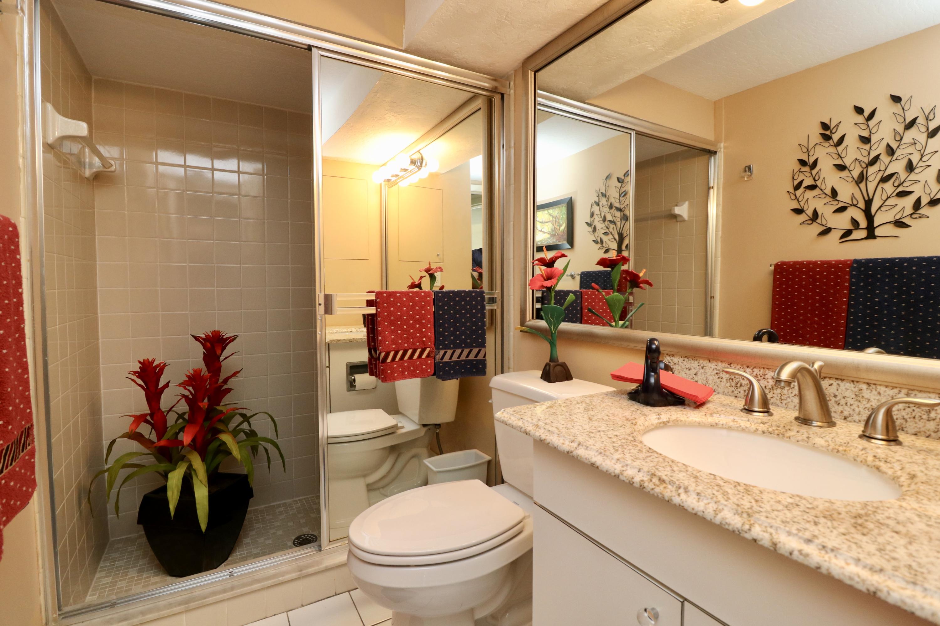 105 Albacore Lane Jupiter, FL 33477 - Photo 43 of 58 Bathroom 3