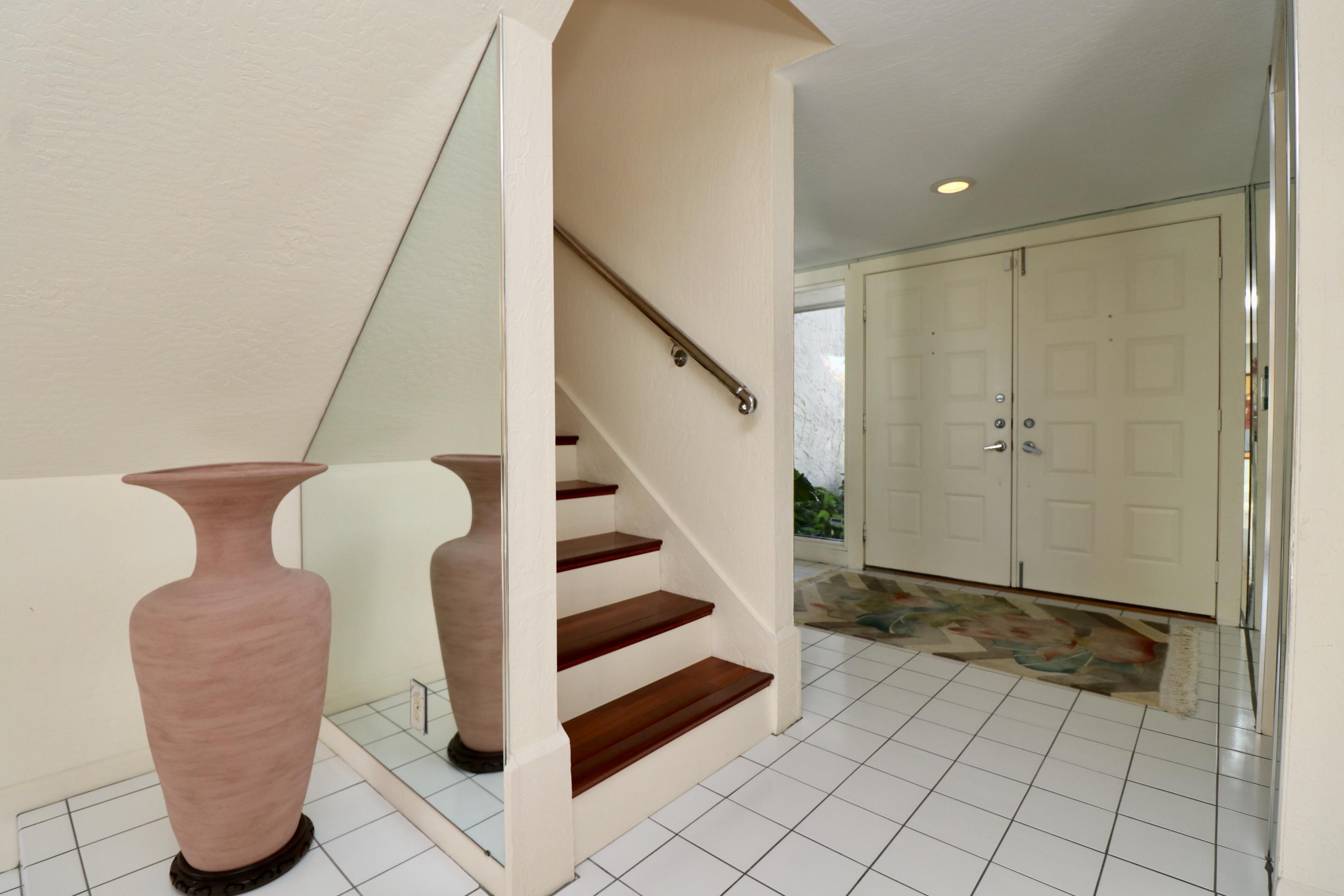 105 Albacore Lane Jupiter, FL 33477 - Photo 44 of 58 Foyer