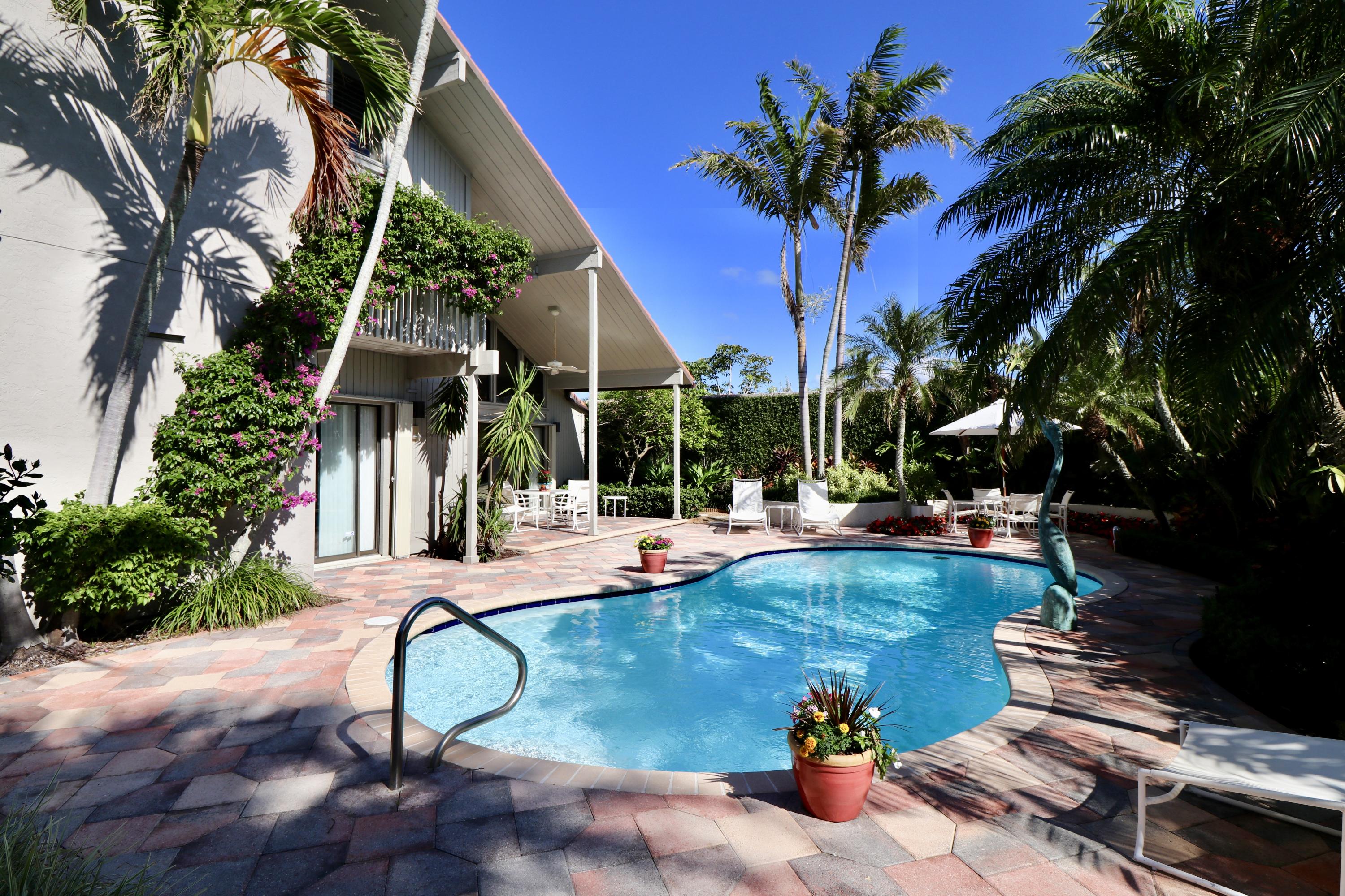 105 Albacore Lane Jupiter, FL 33477 - Photo 9 of 58 Back Patio/Pool