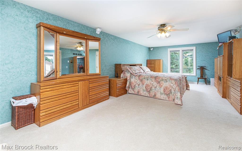 810 Langley Road Rochester Hills, MI 48309 - Photo 23 of 45