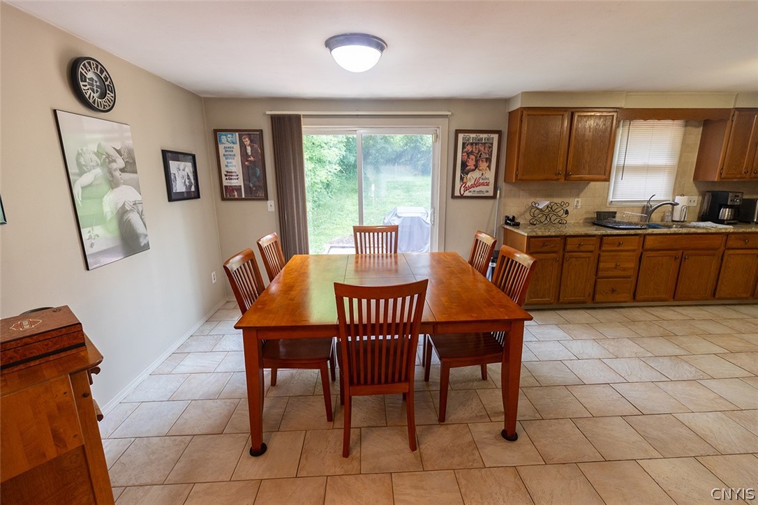 211 Knapp Road Geddes, NY 13219 - Photo 11 of 30