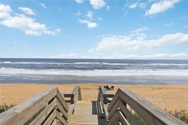 $299,900 | 3180 Ocean Shore Boulevard, Unit 311, Ormond Beach, FL 32176