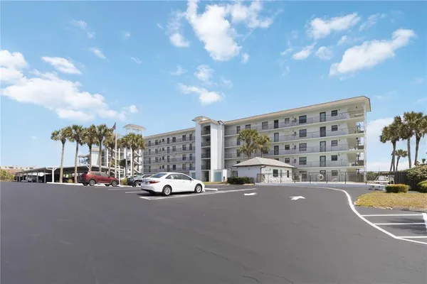 $299,900 | 3180 Ocean Shore Boulevard, Unit 311, Ormond Beach, FL 32176