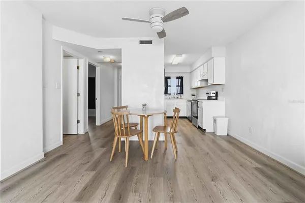 $299,900 | 3180 Ocean Shore Boulevard, Unit 311, Ormond Beach, FL 32176