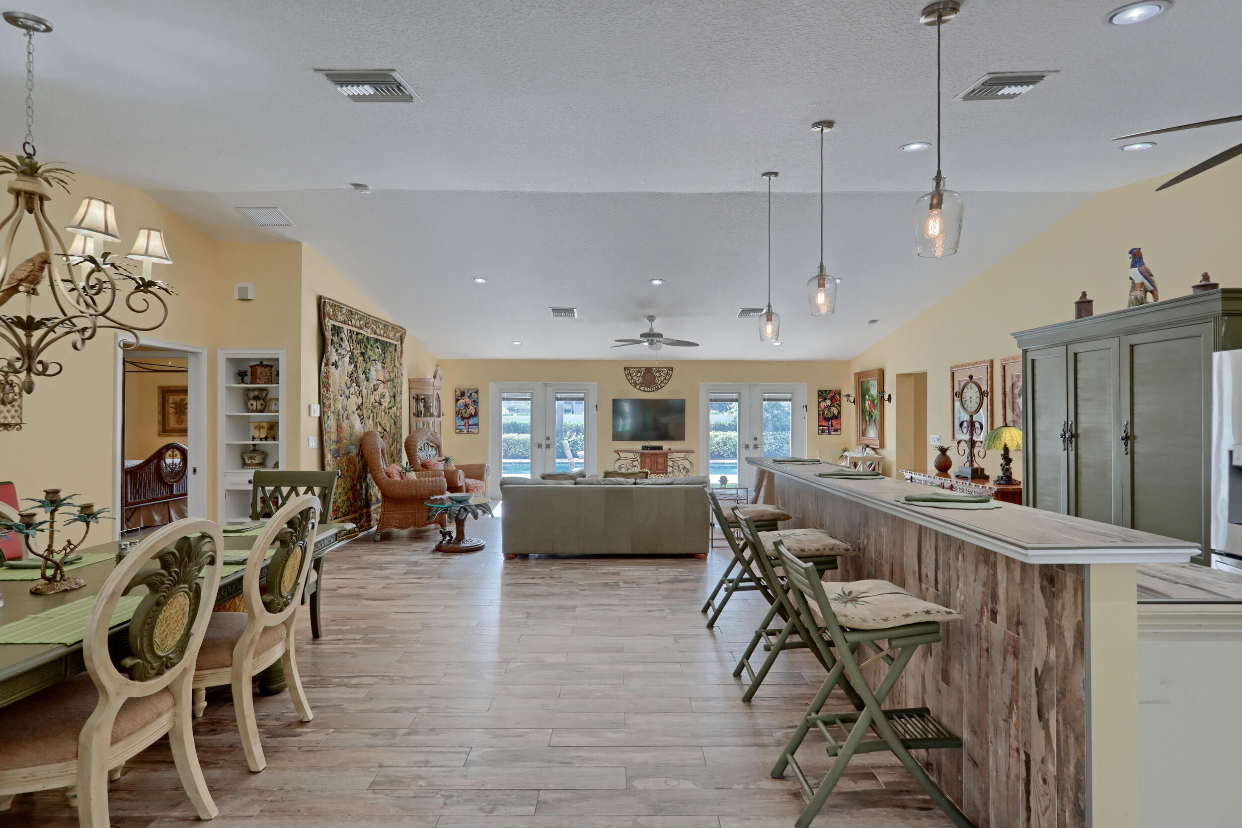 1118 Surf Road Riviera Beach, FL 33404 - Photo 12 of 44 10_320a8400-hdr(7)