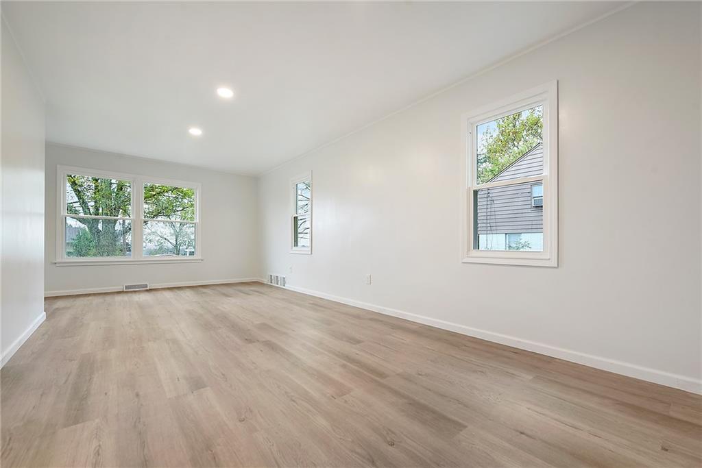 2210 Ridge Road McKeesport, PA 15135 - Photo 16 of 49 Gallery Image 16
