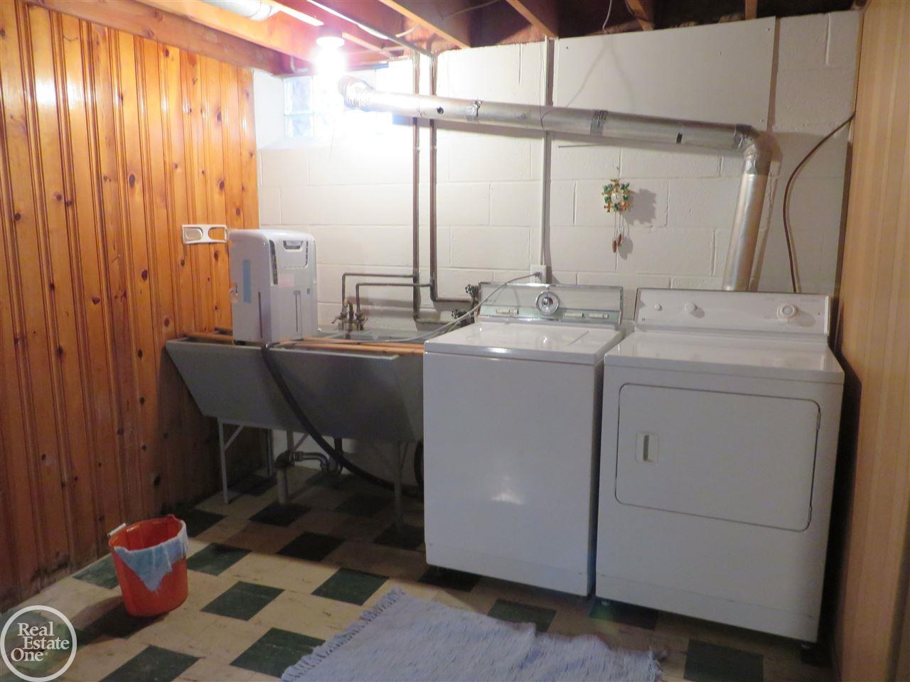 33488 Ryan Road Sterling Heights, MI 48310 - Photo 21 of 22