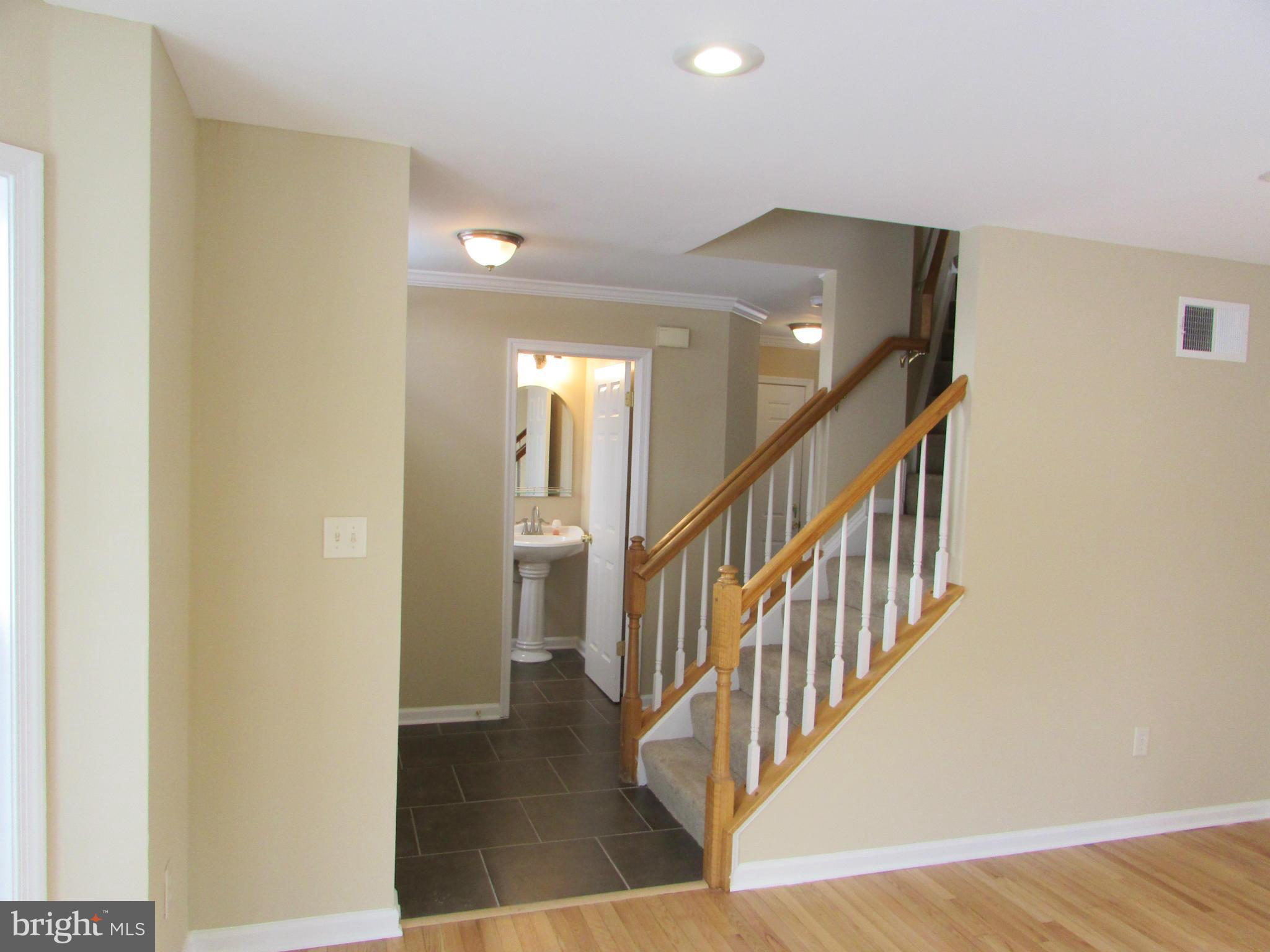 1780 Bennett Road Sykesville, MD 21784 - Photo 4 of 27 Living Room to foyer
