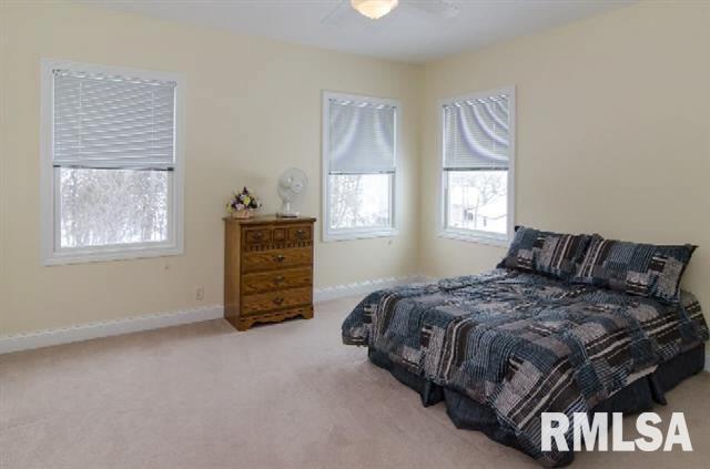2617 Canterbury Road Muscatine, IA 52761 - Photo 7 of 10 Gallery Image 7