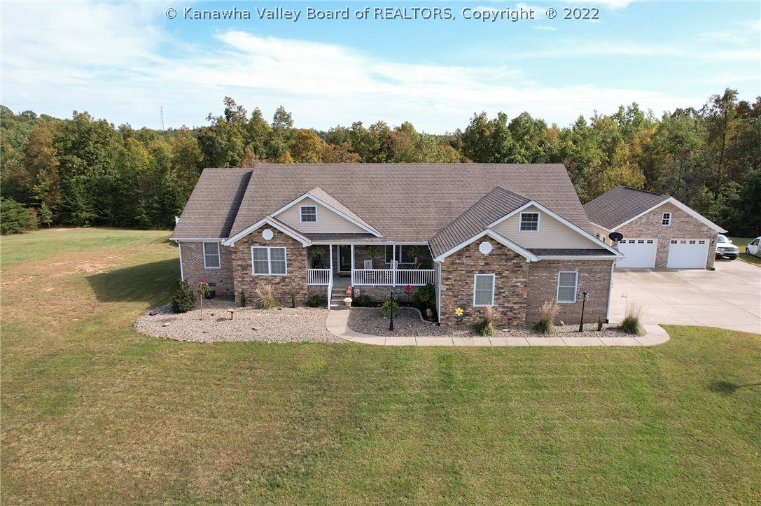 3302 Poindexter Road Hurricane, WV 25526 - Photo 3 of 43 Gallery Image 3