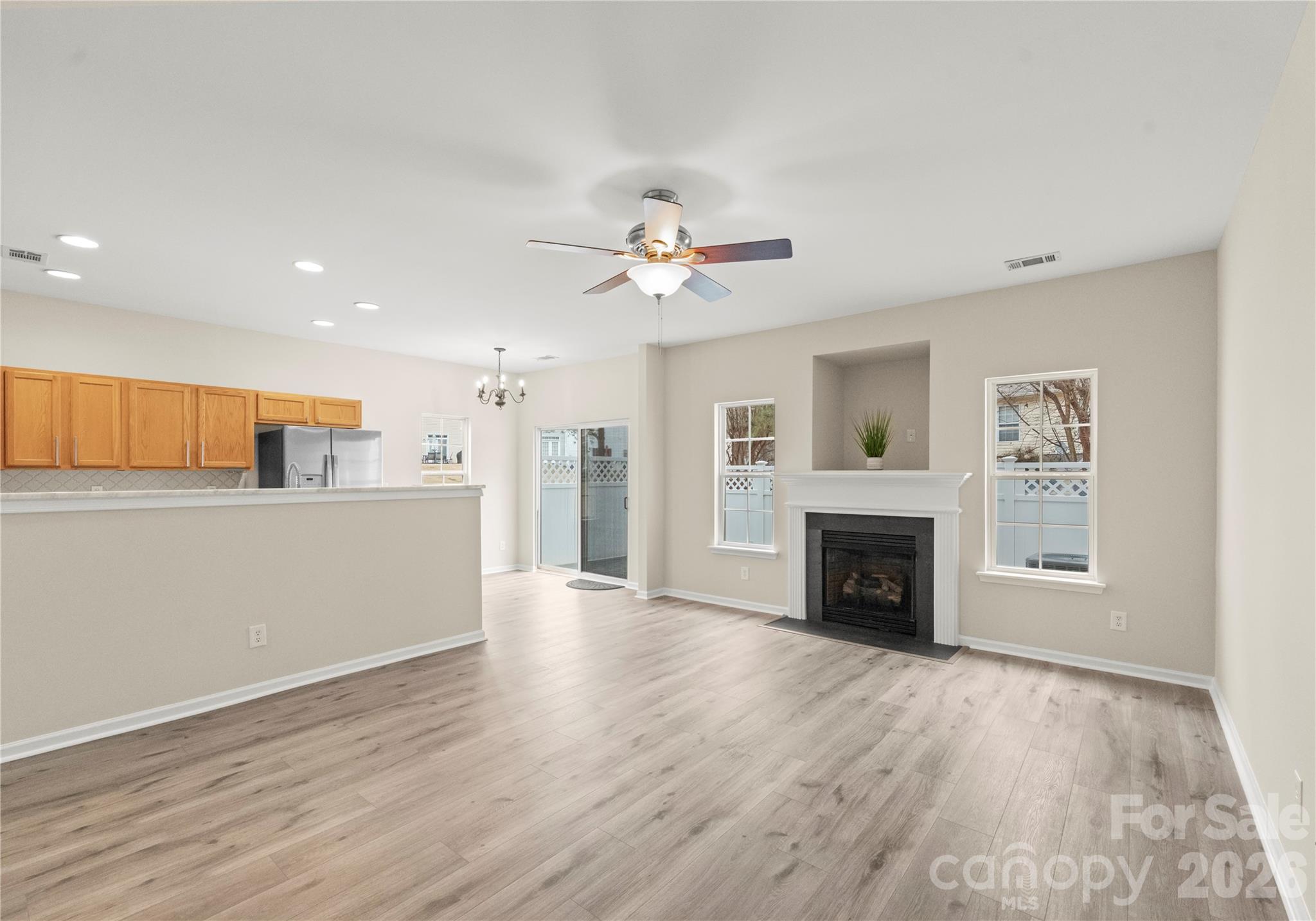 482 Delta Drive Fort Mill, SC 29715 - Photo 7 of 39