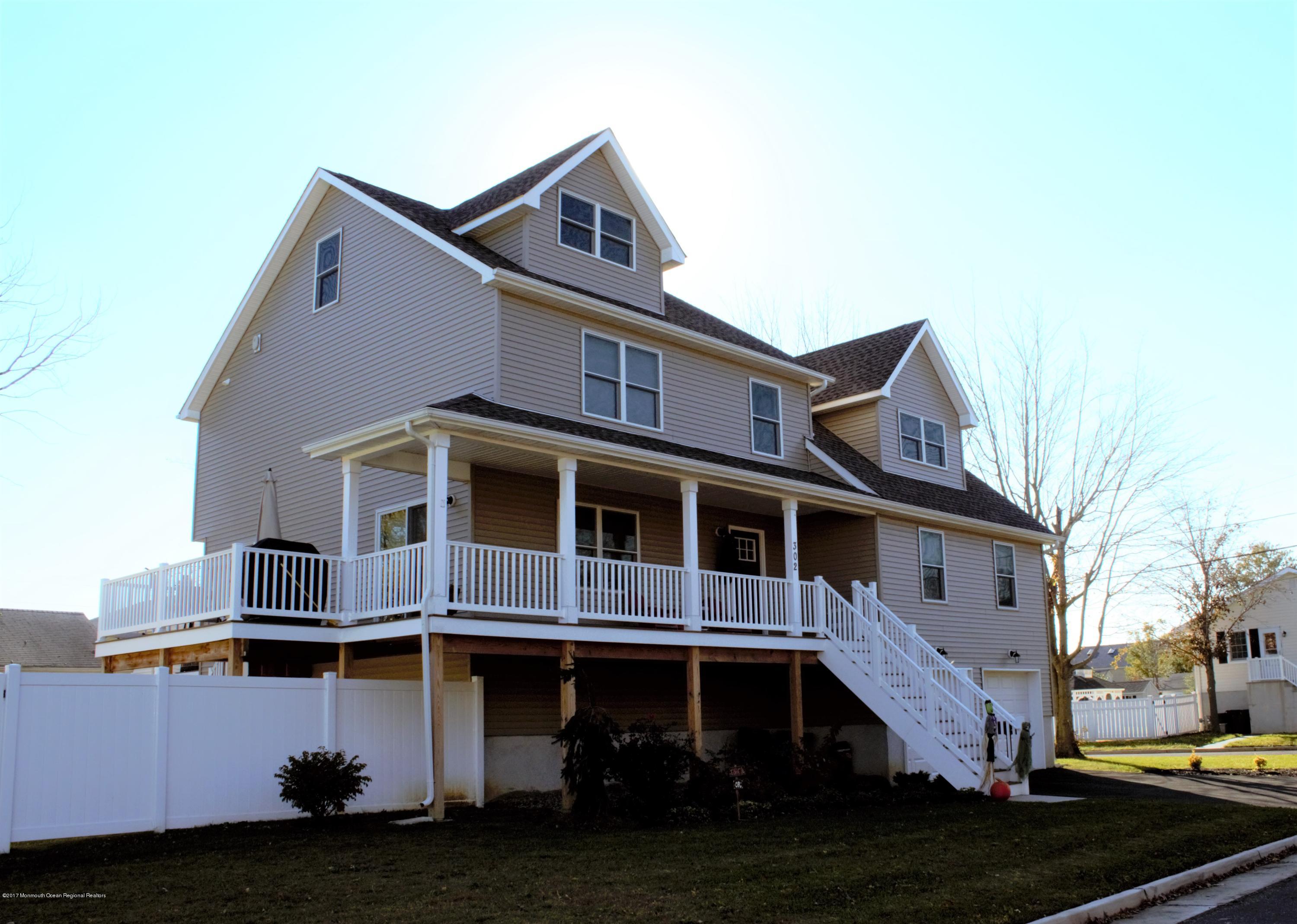 302 Shore Road Union Beach, NJ 07735 - Photo 2 of 56 IMG_3273 (2)