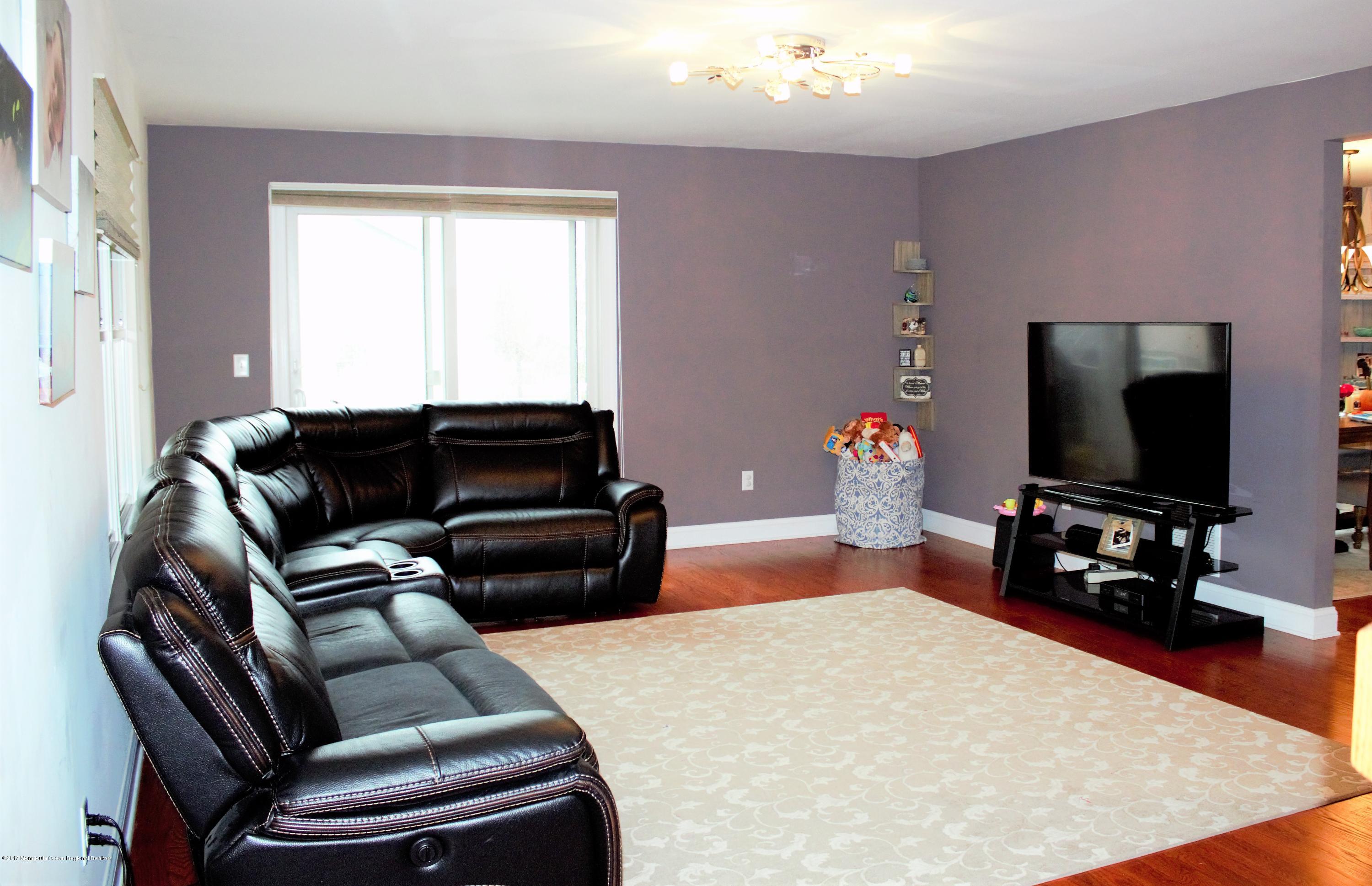 302 Shore Road Union Beach, NJ 07735 - Photo 13 of 56 IMG_3250 (2)