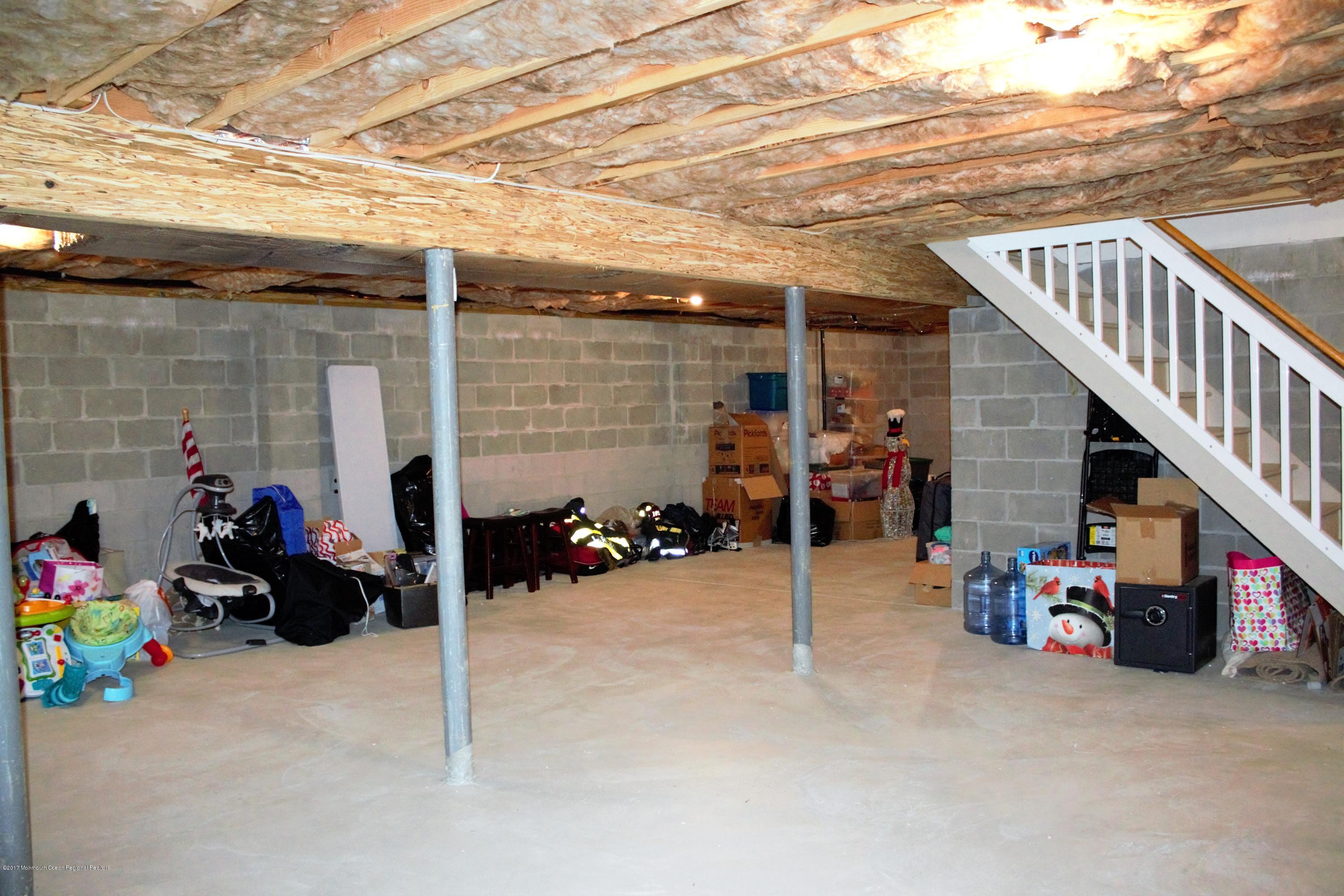 302 Shore Road Union Beach, NJ 07735 - Photo 42 of 56 IMG_3253 (2)