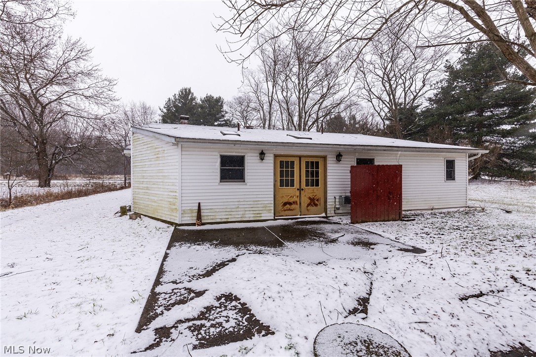 4003 Ridge Road Cortland, OH 44410 - Photo 4 of 25 Gallery Image 4