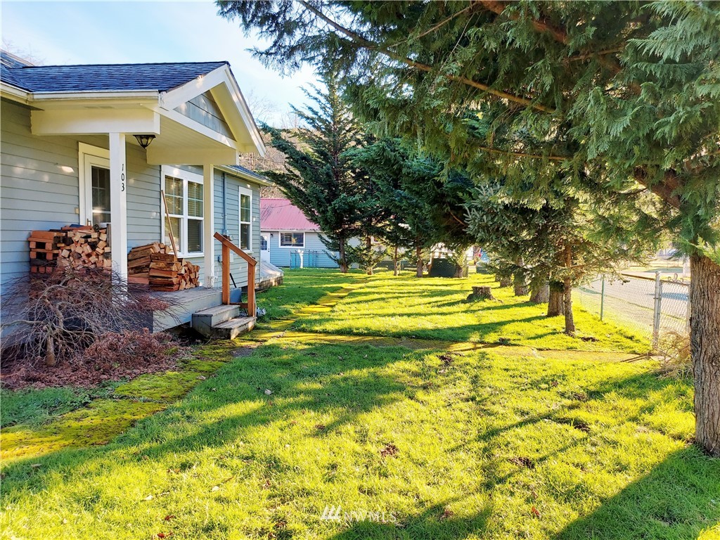 103 Aberdeen Road Morton, WA 98356 - Photo 11 of 22 Gallery Image 11