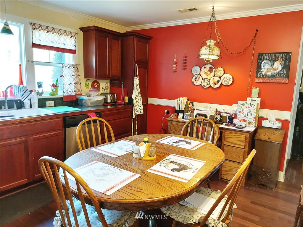 103 Aberdeen Road Morton, WA 98356 - Photo 2 of 22 Gallery Image 2