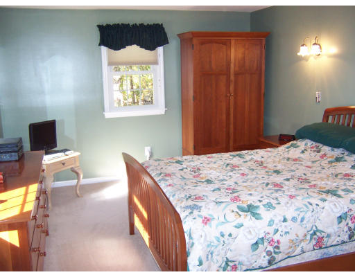 22 Thayer Heights Road Hopkinton, MA 01748 - Photo 11 of 15 Gallery Image 11