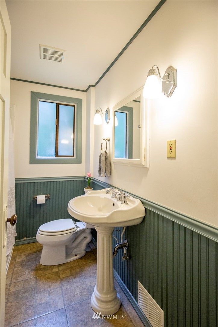 4313 Kelly Road Bremerton, WA 98312 - Photo 15 of 25 Gallery Image 15