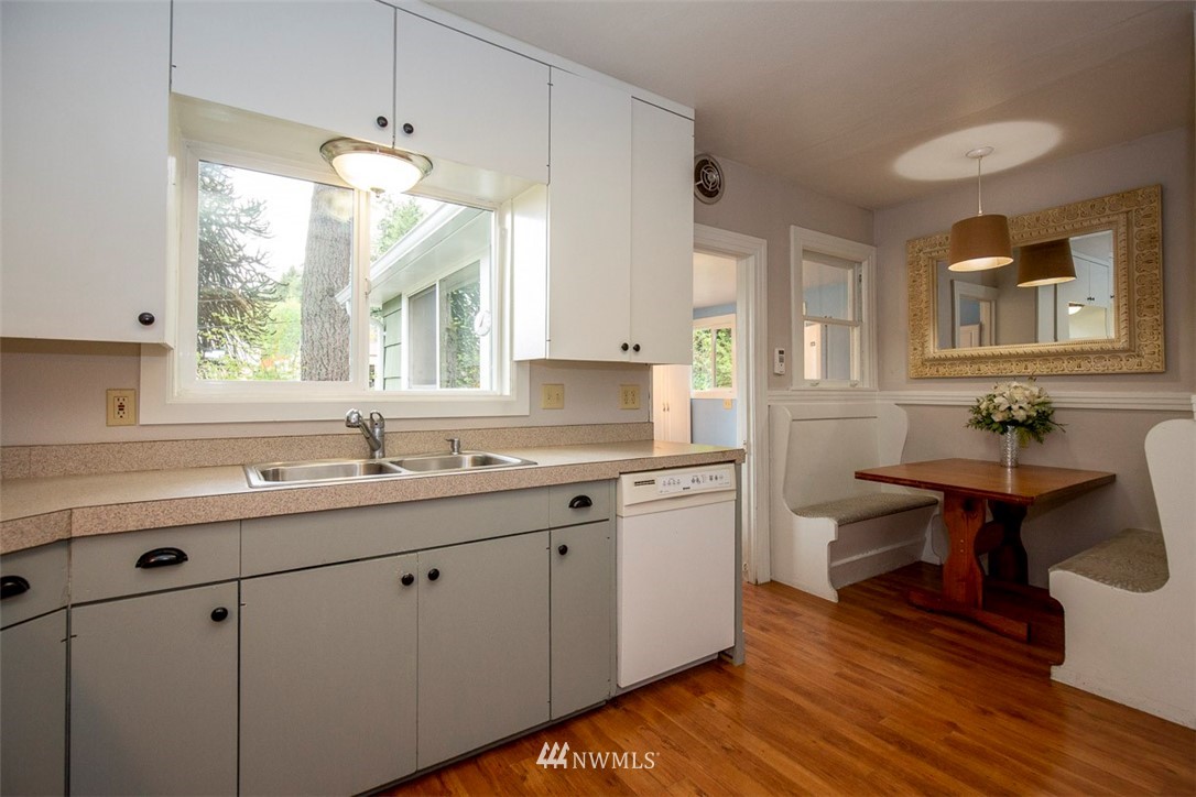 4313 Kelly Road Bremerton, WA 98312 - Photo 5 of 25 Gallery Image 5