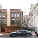 $975,000 | 106 Pine Street, Philadelphia, PA 19106