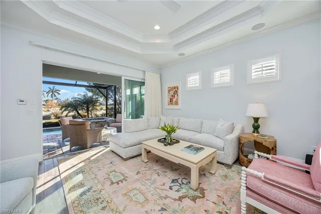 $985,000 | 5672 Highbourne Drive, Naples, FL 34113