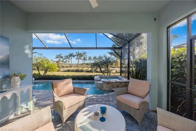 $985,000 | 5672 Highbourne Drive, Naples, FL 34113