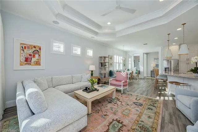 $985,000 | 5672 Highbourne Drive, Naples, FL 34113