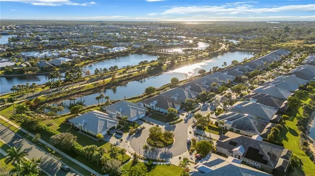 $985,000 | 5672 Highbourne Drive, Naples, FL 34113