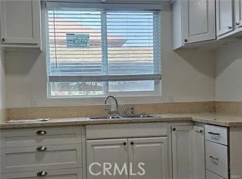 $2,970 | 183 East 35th Street, Los Angeles, CA 90011