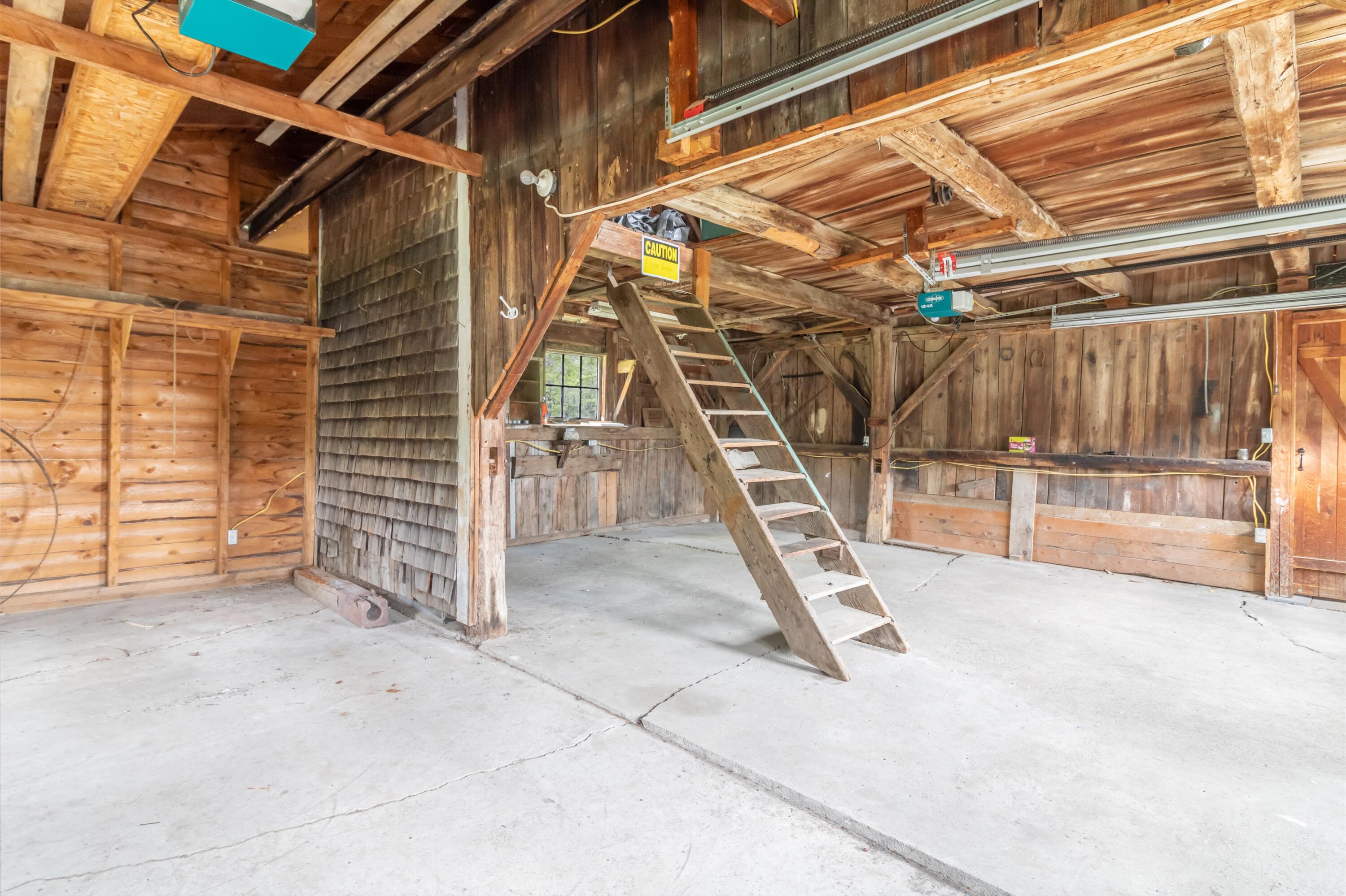 393 Mason Corner Road St. Albans, ME 04971 - Photo 45 of 86 393 Mason Corner Road Interiors-40