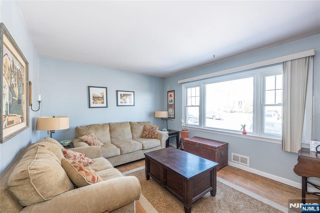 492 North Avenue Wood-Ridge, NJ 07075 - Photo 5 of 31