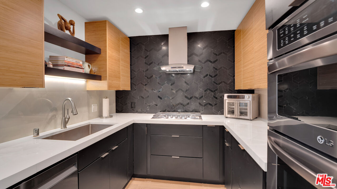 8601 Falmouth Avenue, Unit 224 Playa del Rey, CA 90293 - Photo 8 of 41