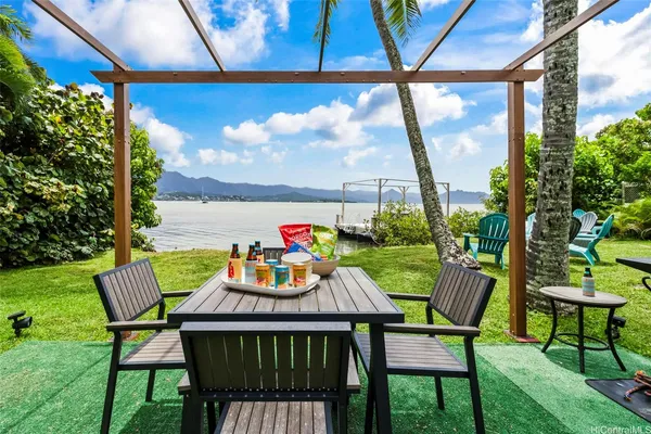 $3,895,000 | 44-421 Kaneohe Bay Drive, Kaneohe, HI 96744