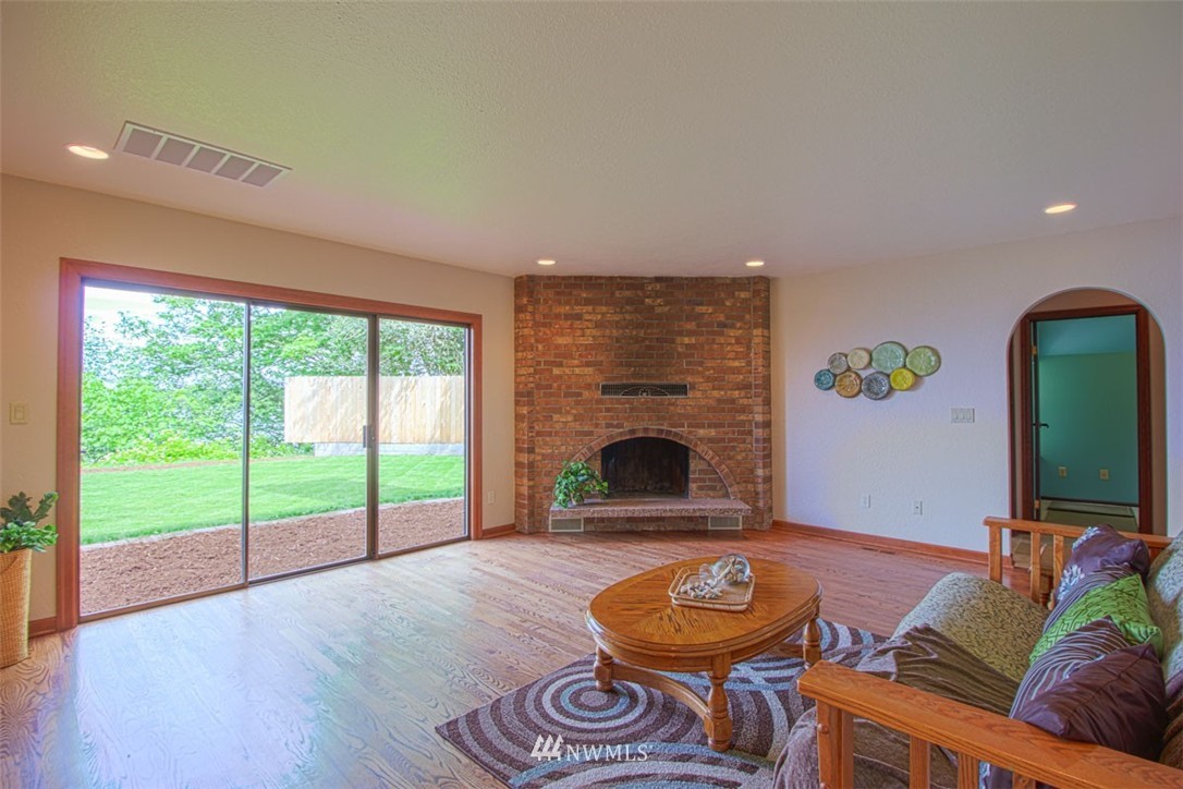 5111 Meridian Road Northeast Olympia, WA 98516 - Photo 12 of 25 Gallery Image 12