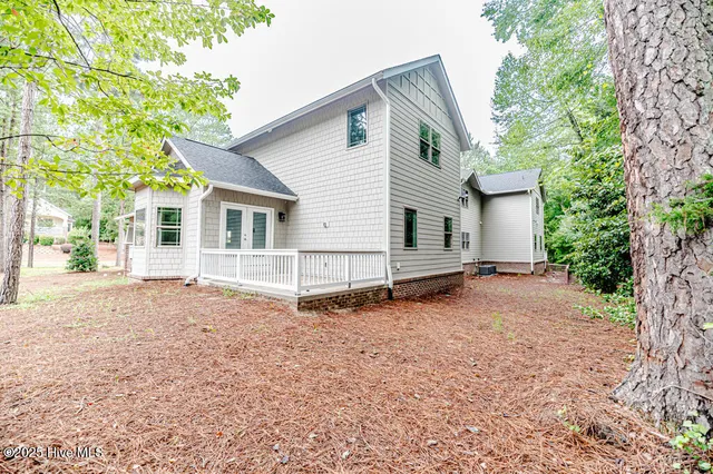 $589,000 | 111 Lamplighter Village Drive, Pinehurst, NC 28374